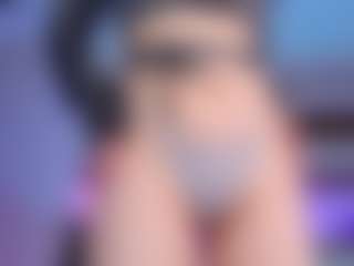 Live cam show with AlyshaHermenau - Slap on Adult Interactions