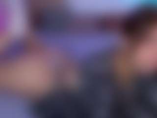 Live cam show with AlyshaHermenau - Game on camtv