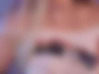 Live cam show with AlyshaHermenau - Gray Eyes on SpunkLive