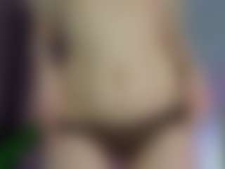 Live cam show with AlyshaHermenau - Game on livesuperchat.net