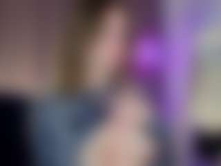 Live cam show with AlyshaHermenau - Game on live18s.com