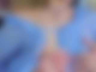 Live cam show with AlyshaHermenau - Tight on StripNow