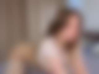 Live cam show with AlyshaHermenau - Nipple Play on CamSextacy