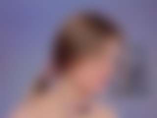 Live cam show with AlyshaHermenau - Nipple Play on x69.live