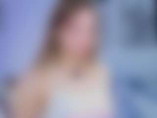 Live cam show with AlyshaHermenau - Gray Eyes on Soda Cam