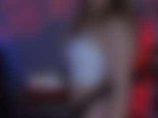 Live cam show with baby-hotte - Petite on TeamSkeetLive