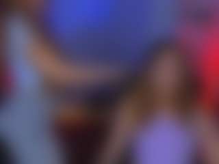 Live-Cam-Show mit baby-hotte - Doggy Style auf Camsoda