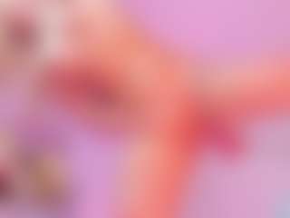 Kiara's Live Sex Cam Show