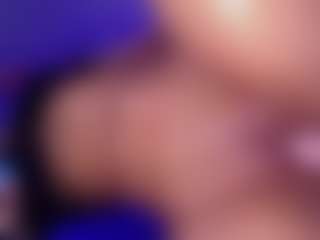 Kiara's Live Sex Cam Show