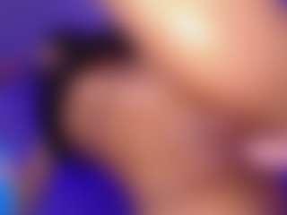 Kiara's Live Sex Cam Show
