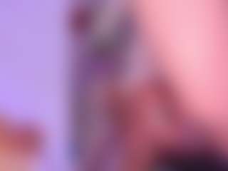 Kiara's Live Sex Cam Show