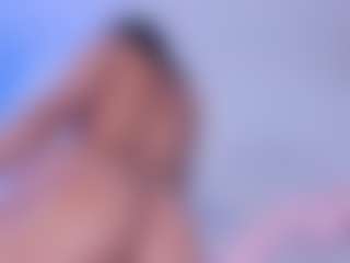 Kiara's Live Sex Cam Show