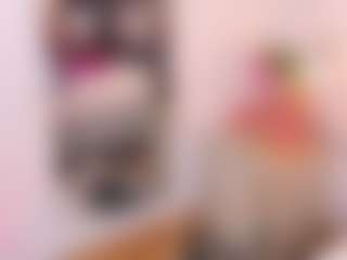 Kiara's Live Sex Cam Show