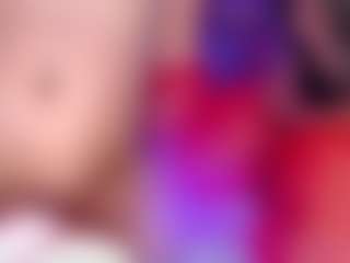 Kiara's Live Sex Cam Show