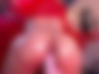 Kiara's Live Sex Cam Show