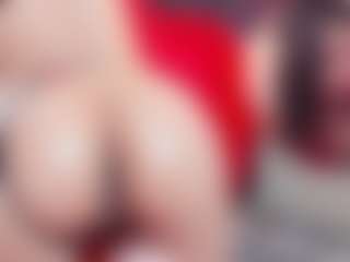 Kiara's Live Sex Cam Show