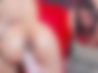 Kiara's Live Sex Cam Show
