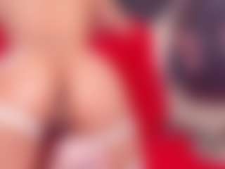 Kiara's Live Sex Cam Show