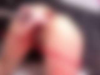 KiaraApolo's Live Sex Cam Show