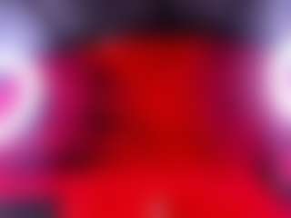 Live cam show with KiaraApolo - Flashing on ObeyMaria