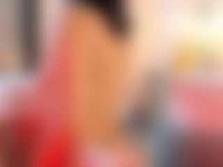 Live cam show with KiaraApolo - Skinny on intimatelivegirls.com