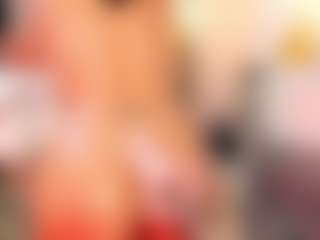 KiaraApolo's Live Sex Cam Show