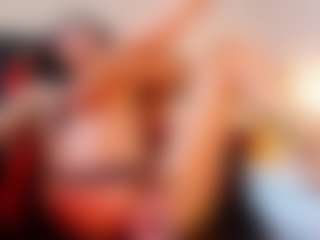KiaraApolo's Live Sex Cam Show