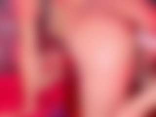 KiaraApolo's Live Sex Cam Show