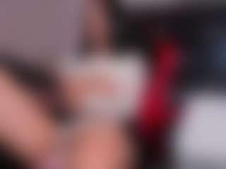 Live cam show with KiaraApolo - Gamer Pornstar on Camsoda