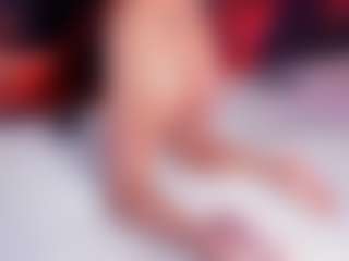 KiaraApolo's Live Sex Cam Show