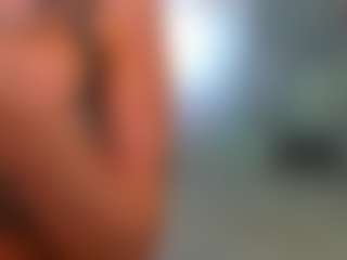 Live cam show with Rafaelle - Fetish on hotwifechat.live