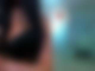 Live cam show with Rafaelle - Amateur on milfzrlive.com