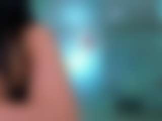 Live cam show with Rafaelle - Average on hrnylive.com