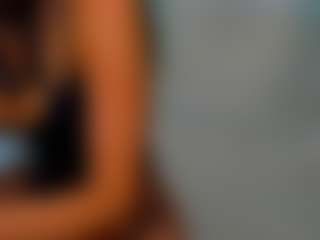 Live cam show with Rafaelle - Public Latina on Cam Slut
