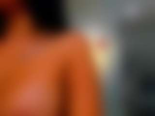 Live cam show with Rafaelle - Black Amateur on Mixed Magazine Live