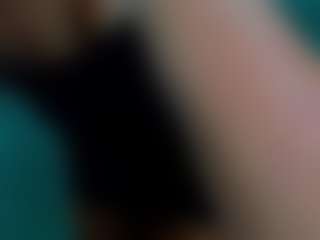 Live cam show with Rafaelle - Ebony Small Tits on Camiplay Live