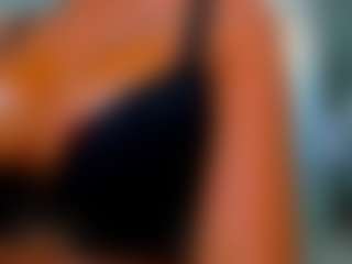 Live cam show with Rafaelle - Tittyfuck on Fit Hotties