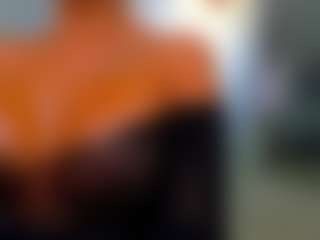 Live cam show with Rafaelle - Bedroom Black on sexylivex.com