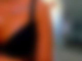 Live cam show with Rafaelle - Public Ebony on SmokeAndPoke | united states