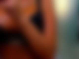 Live cam show with Rafaelle - Brown Hair on live18s.com