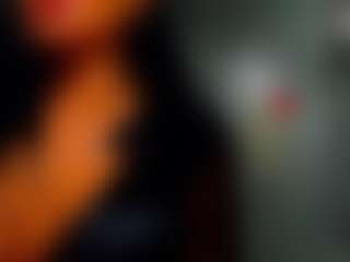 Live cam show with Rafaelle - Brown Hair on Camming Site