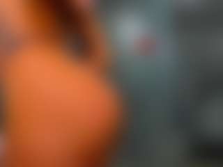 Live cam show with Rafaelle - Brown Hair on Camsoda.co