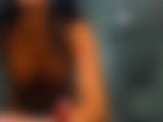 Live cam show with Rafaelle - Public Brown Hair on SpankPalCams