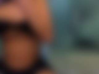 Live cam show with Rafaelle - Big Tits Small Tits on Fling VIP Chat