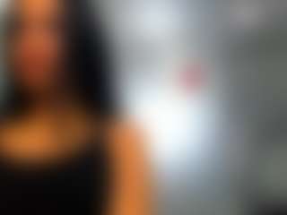 Live cam show with Rafaelle - Foot Fetish Black on Camsoda