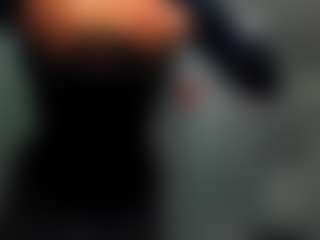 Live cam show with Rafaelle - Brown Eyes Ebony on xplaylive.com