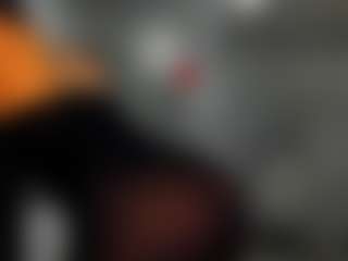 Live cam show with Rafaelle - Black Shaved Pussy on xplaylive.com
