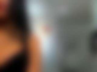 Live cam show with Rafaelle - Tittyfuck on sexylive.show