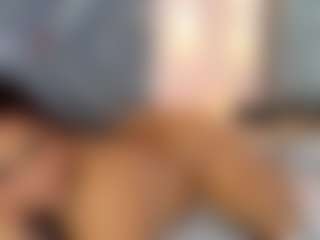 Alana La Latina's Live Sex Cam Show