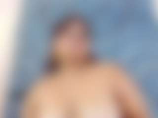Alana La Latina's Live Sex Cam Show